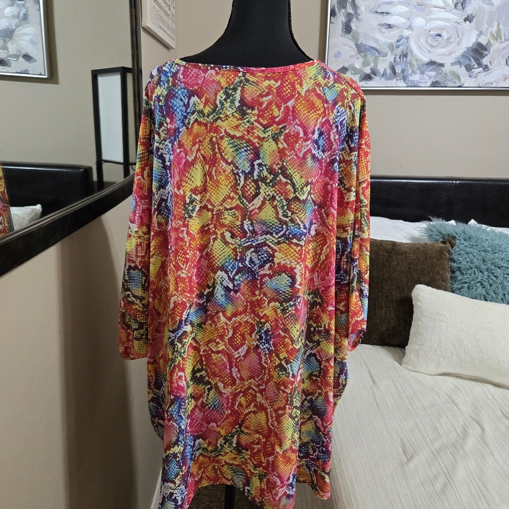 Vibrant Multicolor Women's Pull Over Tunic Size Large. NWOT. Never Worn. - Picture 3 of 6